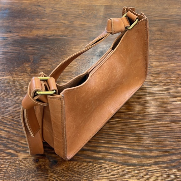 Madewell The Sydney Shoulder bag. Used once. Like new. Purse - Picture 5 of 5